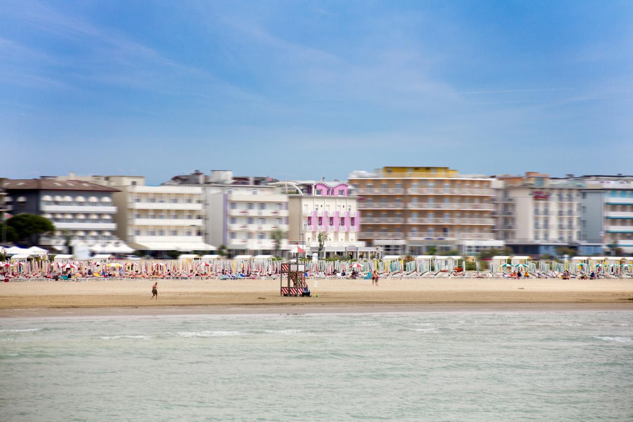 Hotel Lux Caorle Exterior foto